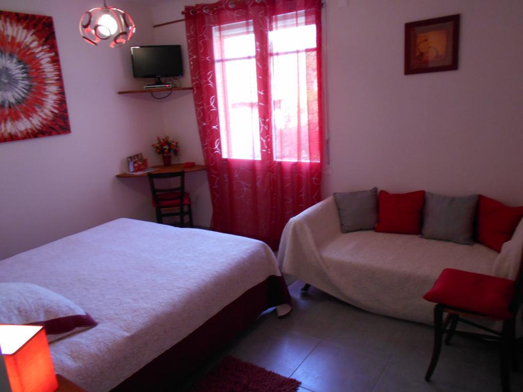 Les Tilleuls B&B Orange  Pokoj fotografie