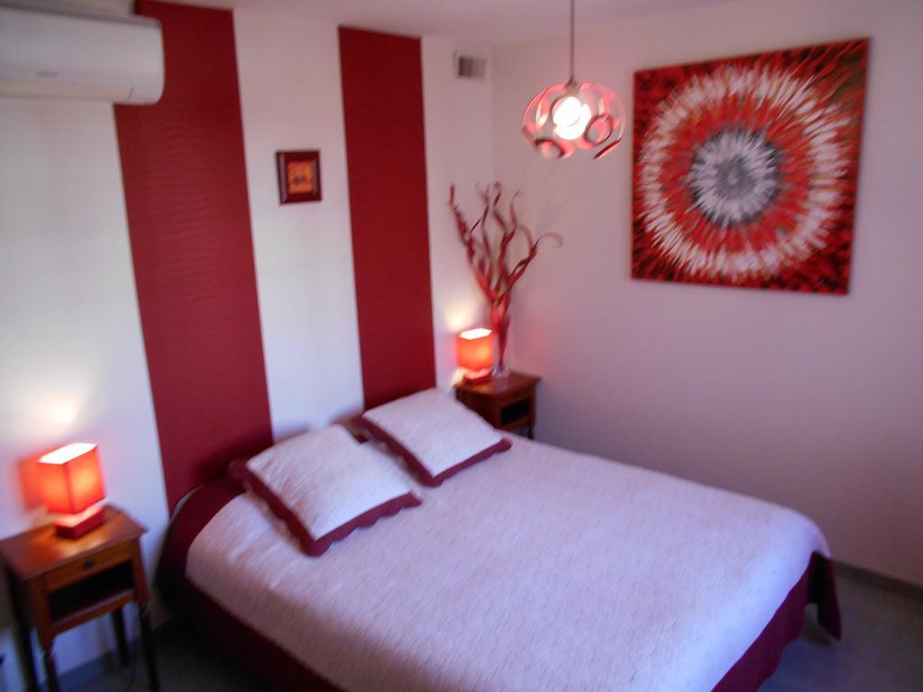 Les Tilleuls B&B Orange  Pokoj fotografie